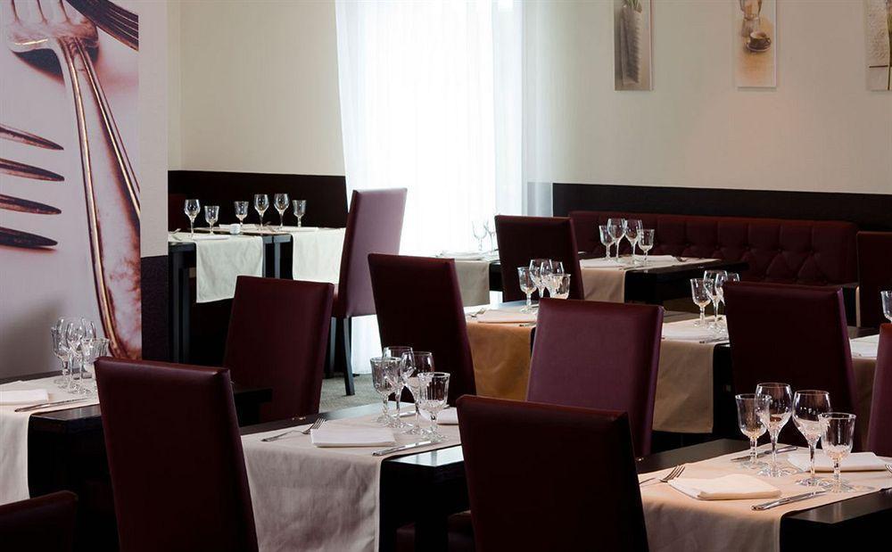 Brit Hotel Confort Alexia - Ла-Сутеррен Экстерьер фото
